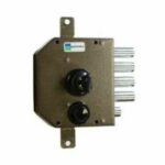 Serrure multipoints en applique pour sécurisation de porte